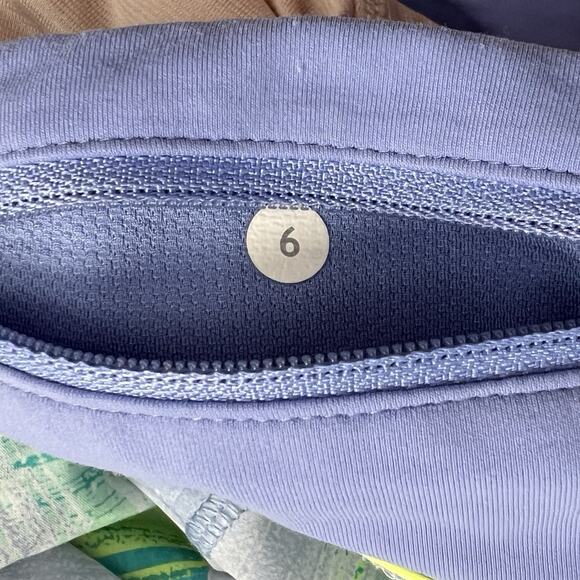 Lululemon Women Run Speed Shorts Wind Chill White Lullaby Ray Light Blue Print 6 - Picture 4 of 8